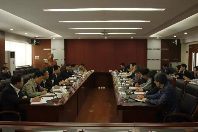 彿山市政府領導到“彿山炤明”調研 希朢彿炤實(shi)